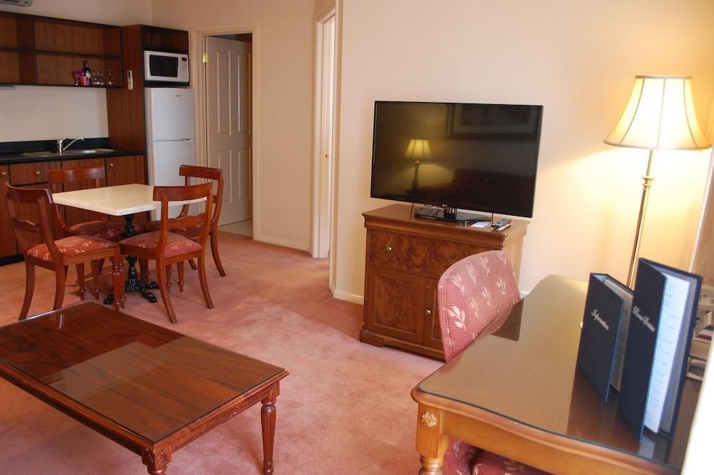 Canterbury International Hotel Forest Hill Eksteriør bilde