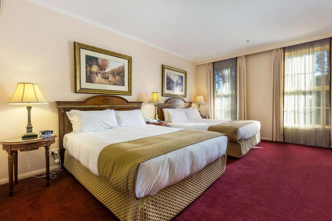 Canterbury International Hotel Forest Hill Eksteriør bilde