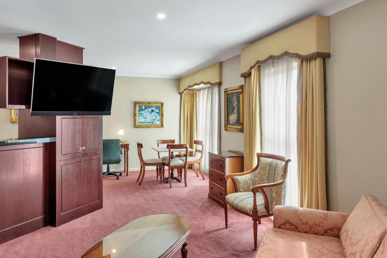 Canterbury International Hotel Forest Hill Eksteriør bilde