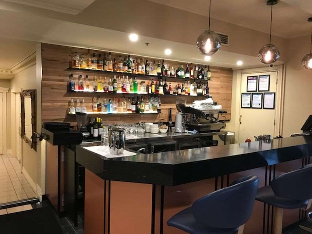 Canterbury International Hotel Forest Hill Restaurant bilde